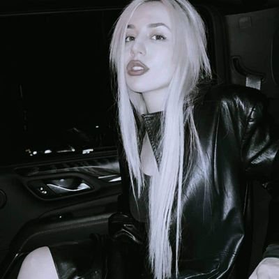 Dreyyv_drm's profile picture. full of mess.