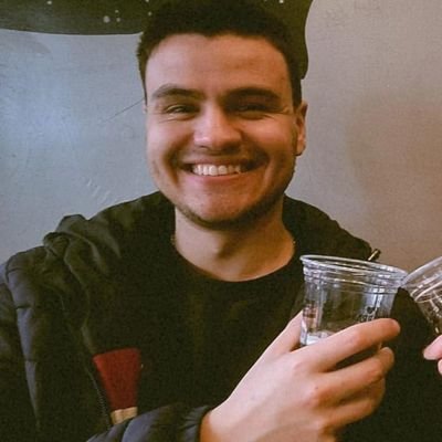 apaixonado pelo @Gremio mas muito mais pela deusa suprema @whinamorta