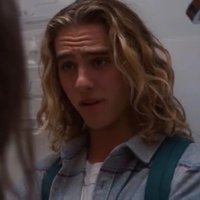 Henry LaMontagne (parody) (@ofwavesnsoccer) Twitter profile photo