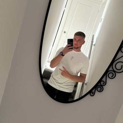 Harrison__02's profile picture. bristowl