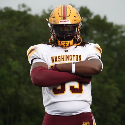 📍Maryland | Washington High School | 2026 | 3.4 GPA | 6’4 280 | #55 | 2nd team all bayside OL | 1st team 1a all region OL| Email: gladimirmaindron@outlook.com