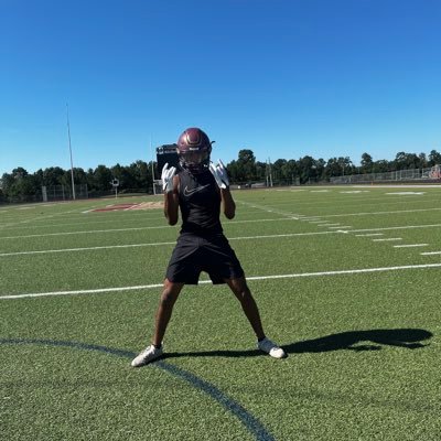 6’1 | 165| DB/WR|4.49 40| class of 2028|3.7 gpa|redshirt freshmen|recruitment open|
