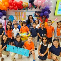 Principal Chavira, Dr. Sue A. Shook Elem. (@dsshook_es) 's Twitter Profile Photo Principal Chavira, Dr. Sue A. Shook Elem. (@dsshook_es) 's Twitter Profile Photo