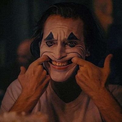 CeephasM's profile picture. . 😎