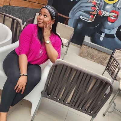 Her_Eminence01's profile picture. Optometrist ( in training)👓
Voice Over Artist and Podcaster 💆
I'm an acquired taste. If you don't like me, acquire some taste 😌💅
