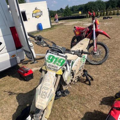 resz65919's profile picture. 