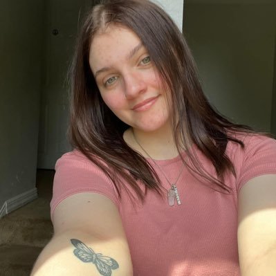 CandiceC86902's profile picture. 