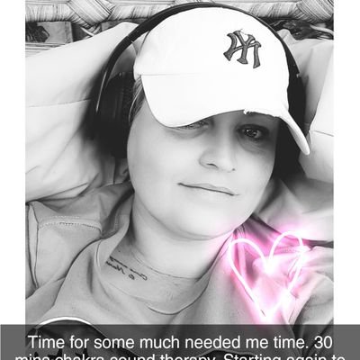 hayleywildgoose's profile picture. A sprinkle of all things magical, poet, sketcher, dreamer, classical music lover &  mother of two beautiful humans! #IBDWarrior #StomaLife #ileostomy