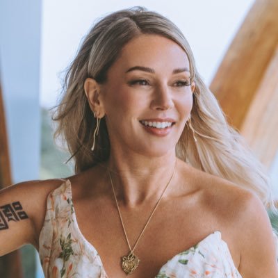 Bestselling Author of The Sophia Code® • Divine Feminine Speaker • Artist • Survivor & Founder of The Sophia Code Foundation 📲YT & IG @kaiaraofficial
