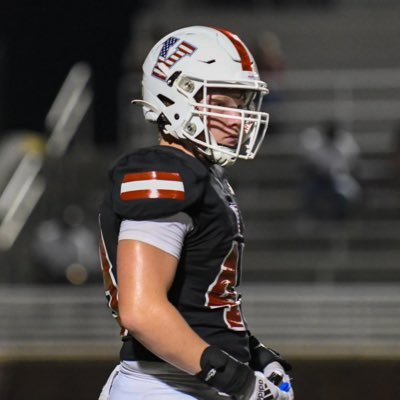 Veterans High | 4⭐️LS | 5’11 210lbs | Disc- 144’10| Shot- 45’5 📨 - jacksonwall2027@gmail.com | 478-444-3234