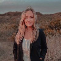 Kayla Harris 🌵 is querying (@kaylaharrisauth) 's Twitter Profile Photo