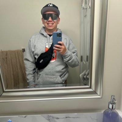 Oblivviion's profile picture. https://t.co/V941MlqZWN