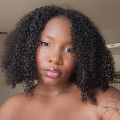 CR: Red Queen, 27, Cancer ♋️, YA/Adult Aspiring Novelist, Black Activist