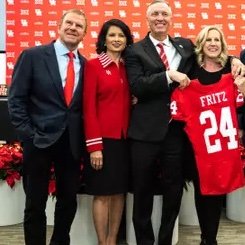 Find out here if the Houston Cougars won their game or not during football season. During the off season we tweet cougar news! *account not ran by U of H*