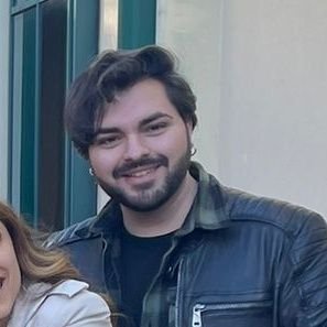 Università degli Studi di Napoli Federico II - Dipartimento di Medicina Molecolare e Biotecnologie Mediche - Student 📚🎓
Traveler 🌎
Lover Rock 🖤🎸