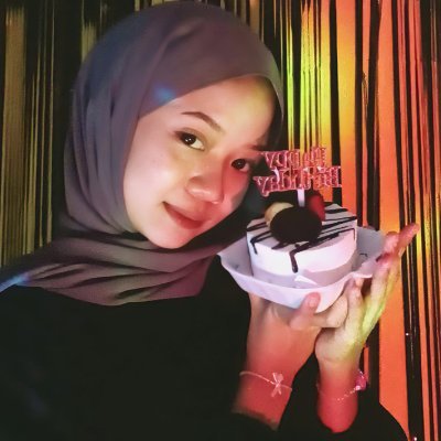 Halooo ✨
Interested in skincare and makeup