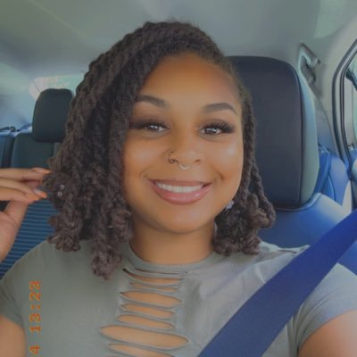 #MMM💓🫶🏾💸 | Husson ‘27👩🏽⚕️🎓 | Dog Mom🐶to Mylo💙