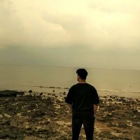 Sandarbh Dubey (@thenormalloneee) 's Twitter Profile Photo Sandarbh Dubey (@thenormalloneee) 's Twitter Profile Photo