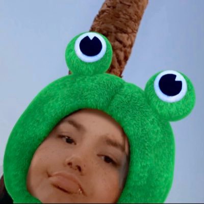 ☹︎ happiest sad girl you’ll ever meet ☻ ⠀⠀⠀ ⠀ ⠀ ⠀ ⠀ ⠀ ⠀ | 24 | native | moth haters dni |