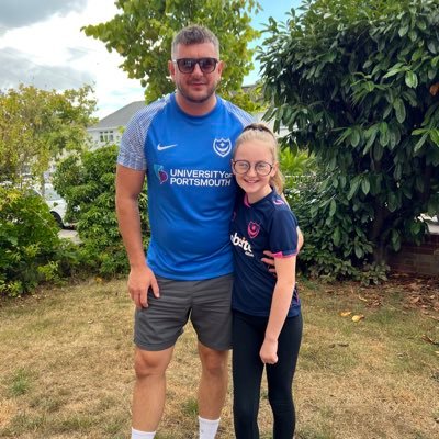 Family = Life.....Nothing Else Matters ❤️ Massive Pompey fan ⚽️