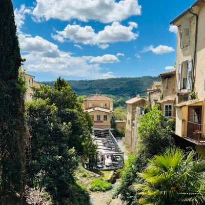 Infinitos99's profile picture. Simplicity is the ultimate sophistication. GOAT-INFJa