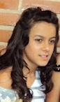 A menininha que se fez passar por gente grande, e que não precisa e nem se sente mal com opiniões de ninguém.