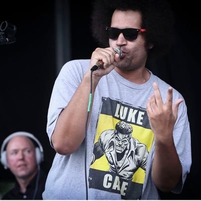 Rapper, Writer. I have 5 EPs The Grand Chieftain, ChronWuka Classicks and Fatal Fate Tales & Portals by InsomniWuka & Sleazy by Onwuka & Xavier! Links below ⏬️