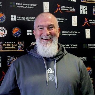 @lowerbreck Sec, Prog nonsense, drei Streifen, fuck the program, holistic healing, my people.