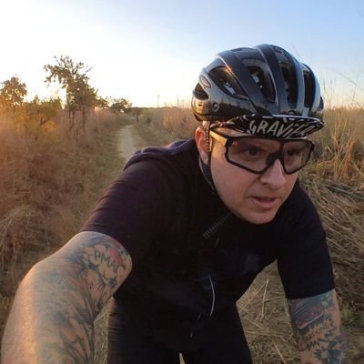 Brasília, 44 anos, Vasco, hardcore, veganismo e cerveja gelada!