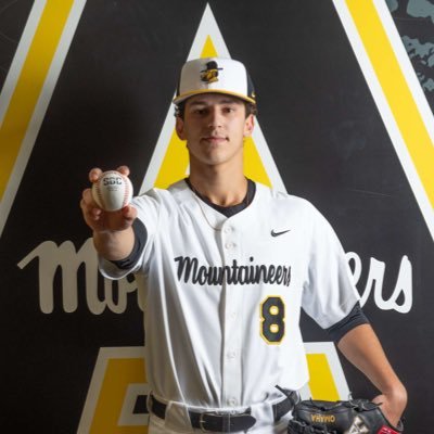 Cbarozzino_19's profile picture. @AppBaseball #21 / @SBATheShow Coach