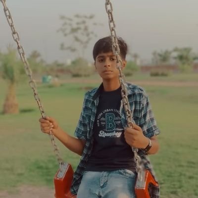 Be Proud To Being Shia 🙌🏻
Zakariyain 💙
Attitude Boy 😎