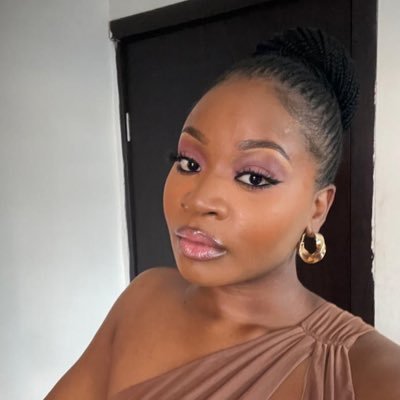 Core Igbo. introvert. Realist. product manager. parfait advocate.