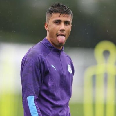 themnira's profile picture. اللهم اجعل امي في جنةٍ لا يفنى نعيمها
