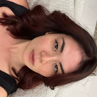 Flo π
Profile
