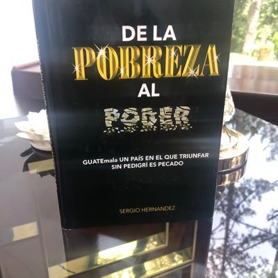 Atrévete a triunfar. No importa si encuentras deslealtad, envidia y traición disfrazada de ser humano en el camino. Con todo y lo terrible que es,vale la pena.