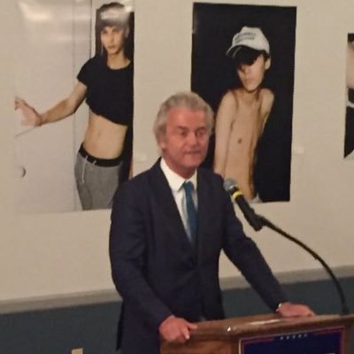 twink_socialism's profile picture. 