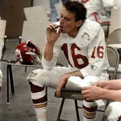 blongg09's profile picture. Equity trader