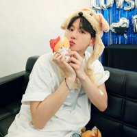 ππππππππππ πΆβ₯οΈπ (@_baekhyunee_eri) 's Twitter Profile