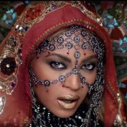 Yoncé all on his mouth like liquor 💅