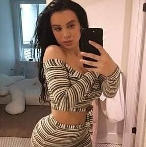 Selenakyle76482's profile picture. The road to success is always under construction. 💕🛣