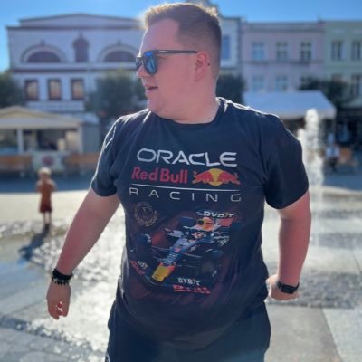 RobParker99's profile picture. 