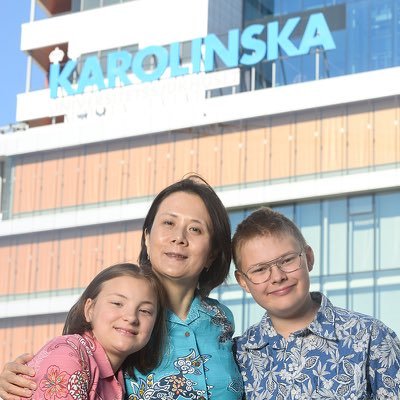 スウェーデンの大学病院で働く女性外科医です。ダビンチ手術に開腹手術、広く手掛けています。2012年生まれの男女の双子のママもしてます。ayako.miyakawa@ki.se