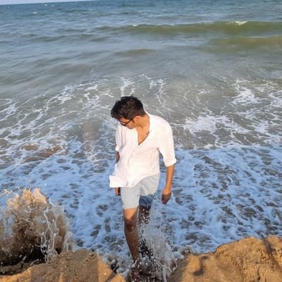 hoeinthehululu's profile picture. urban elitist 🏳️‍🌈 | he/they | nsfw