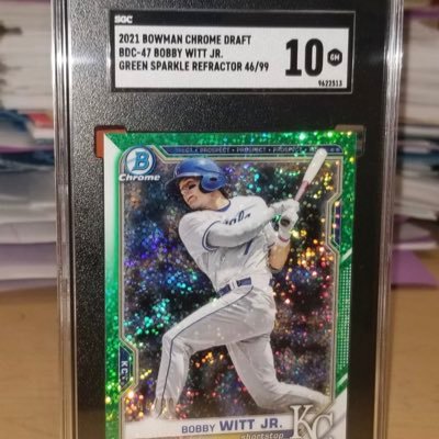 YoungfarmerG's profile picture. sz 11 kicks #LAplug chilln on a beach near u.   cards life #toppscards