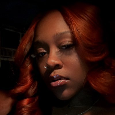 Follow my business for all your marketing & branding needs. @kraveemllc 🌻