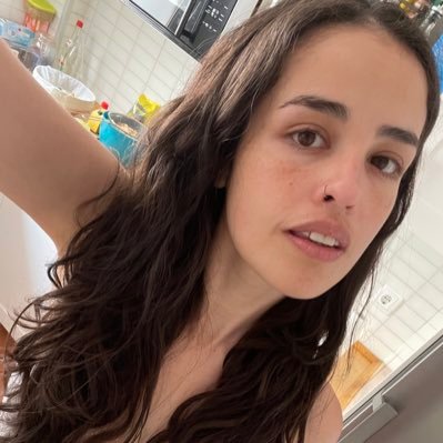 No tengo talento pero soy buena moza. (ella/she/her)