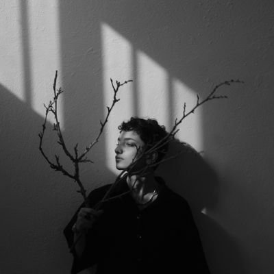 painter | photographer and
B.A student at USC
|
19