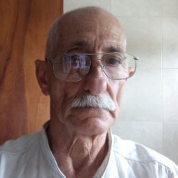 Propongo en lo Político mecanismos de democracia directa tipo EEUU para controlar a los políticos y en lo Educativo educación en auto-conocimiento.