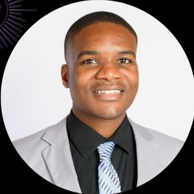 Leadership Coach in @ClarkCountySch. Passionate about teaching & learning. @BrownUniversity & @unlv alum. MEd x 2. CSML from @harvard. SOFL raised.