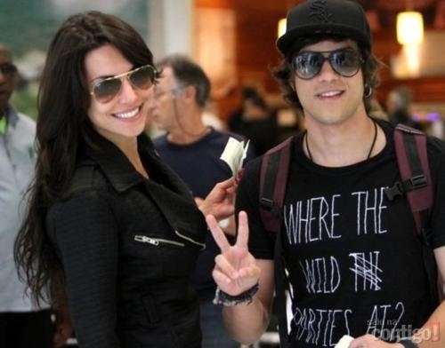 Oficializado : ( @Beca_Cruz 24/11 ) Padrinho :  23/11 d